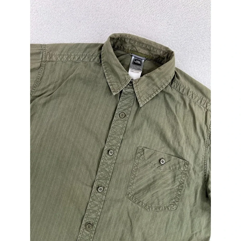 The North Face Mens Green Herringbone Cotton Short Sleeve Button Up Shirt AZ7S M